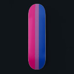 Bisexueller Stolz (Bi-Flagge) Skateboard<br><div class="desc">Dieses Design zeigt die BiSexuelle Stolz-Fahne, die 1998 von Michael Page entworfen wurde. Es sollte der Bisexuellen-Gemeinschaft ein eigenes Symbol geben, das mit der Gay Pride-Fahne vergleichbar ist. In der Fahne ist das Rosa für die gleiche Anziehungskraft der Geschlechter, Blau für unterschiedliche Anziehungskraft der Geschlechter, und lila ist es, die...</div>