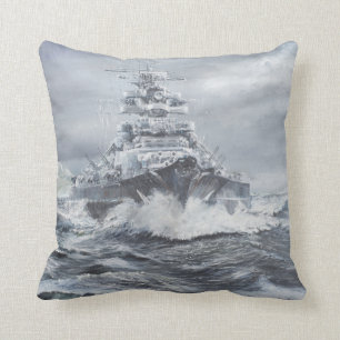 Bismarck vor Grönland-Küste 1900hrs 23rdMay Kissen