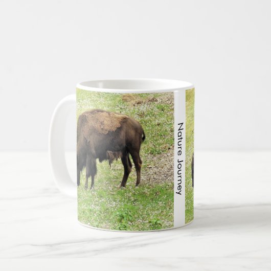 Bison auf einer Tasse (Vorderseite Links)