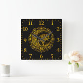 Bison Buffalo im komplexen Muster eines Blumendesi Quadratische Wanduhr (Zuhause)