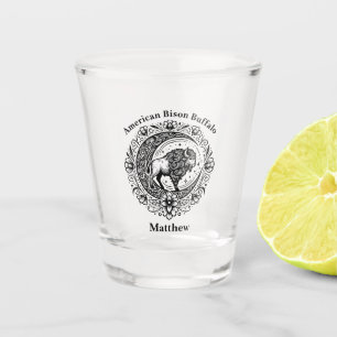Bison Buffalo im komplexen Muster eines Blumendesi Schnapsglas