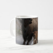 Bison Calf Roadblock Kaffeetasse (Vorderseite Links)