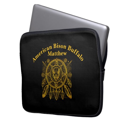 Bison Design mit Federn und geometrischen Mustern Laptopschutzhülle (Vorderseite Links)