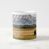 Bison in den Tetons Jumbo-Tasse (Vorderseite)