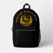 Bison Stehend stolz in einer natürlichen Landschaf Bedruckter Rucksack (Vorderseite)
