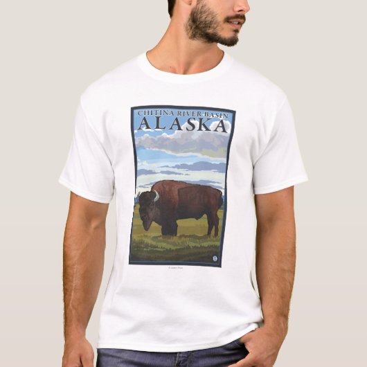 Bison-Szene - Chitina Flusseinzugsgebiet, Alaska T-Shirt (Vorderseite)