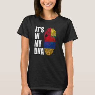 Bissau-Guineischer und armenischer Mix DNA-Flagge  T-Shirt