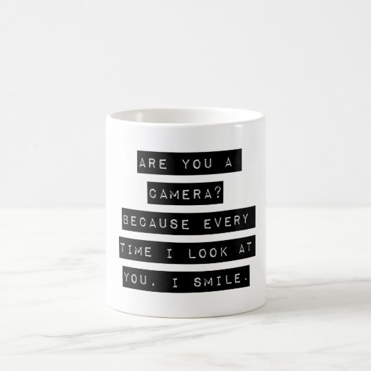 Bist du eine Kamera? Kaffeetasse (Mittel)