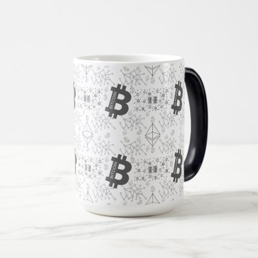 Bitcoin Digital Cryptowährung Schwarz-weißes Muste Verwandlungstasse (VorderseiteRechts)