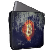 Bitcoin Resilient Art Laptopschutzhülle (Vorne Rechts)