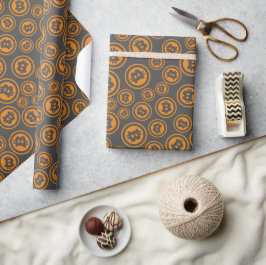 Bitcoin Symbole Orange und Grau Gemustert Geschenkpapier