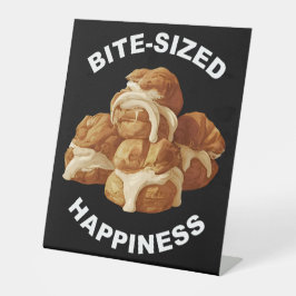 Bite Sized Happiness Profiteroles Sockelschild