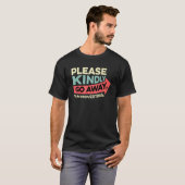 Bitte gehen Sie weg, ich stelle Introvert S vor T-Shirt (Vorne ganz)