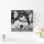 Bitte lass mir schlafen. quadratische wanduhr (Zuhause)