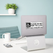 Bitte parken Sie nicht zu nahe Rollstuhlzugriffsfl Aufkleber (Laptop auf Schreibtisch)