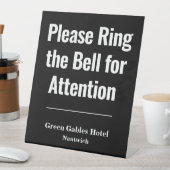 Bitte rufen Sie das Hotel an, um sich zu informier Sockelschild (In Situ)