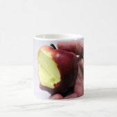 Bitten Red Apple Kaffeetasse (Mittel)
