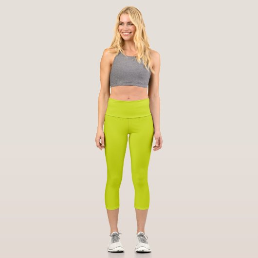 Bittere Zitrone (Vollfarbe) Capri Leggings (Vorderseite)