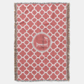 Bittersüßes rotes Vierblatt-Muster Namens-Monogram Decke (Vorderseite Vertikal)