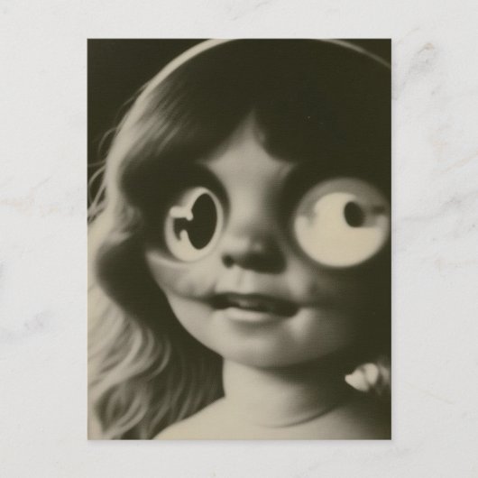 Bizarre Doll Head Halloween Postcard Postkarte (Vorderseite)