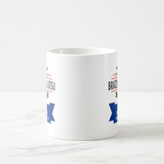 BJJ Blauer Gürtel mit Namen und Datum der Auszeich Kaffeetasse (Mittel)