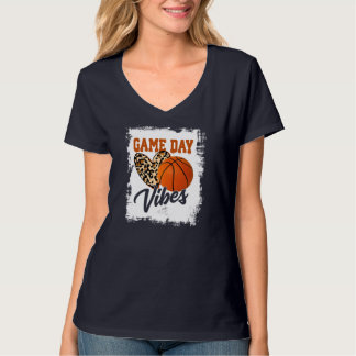 Blached Game Day Vibes Basketball Fan Mama Oma T-Shirt