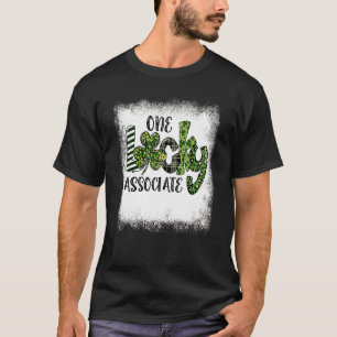 Blached St Patricks Day Leopard One Lucky Associa T-Shirt