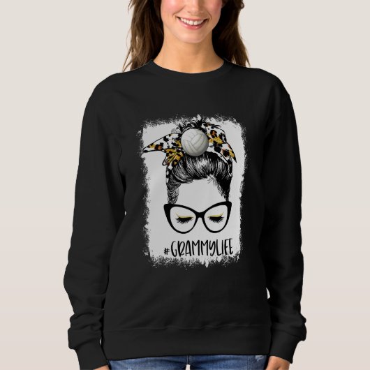 Blached Volleyball Grammy Life Leopard Messy Bun Sweatshirt (Vorderseite)