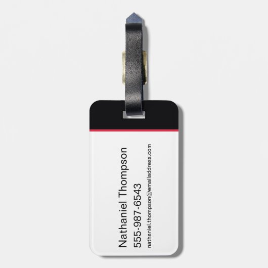 Black Adam Characters In Stripes Graphic Gepäckanhänger (Rückseite vertikal)