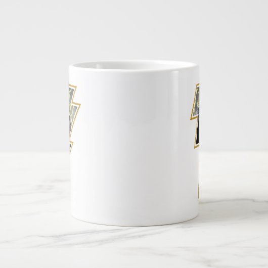 Black Adam Gray und Gold Blitze Grafik Jumbo-Tasse (Vorderseite)