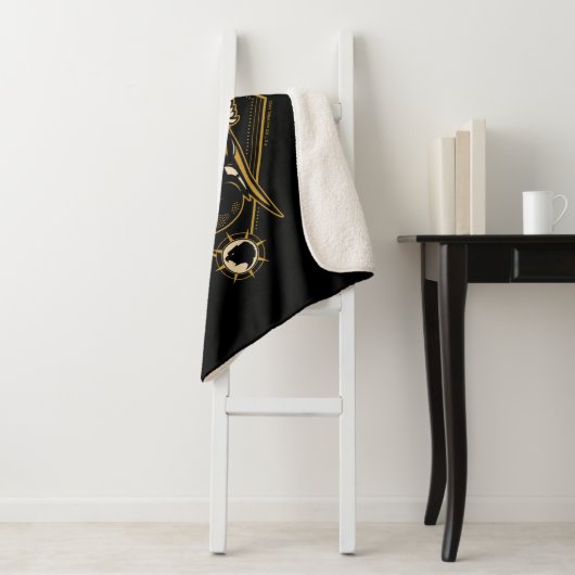 Black Adam | Hawkman Helmet Graphic Sherpadecke (Beispiel)