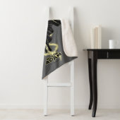 Black Adam Lightning Silhouette Graphic Sherpadecke (Beispiel)