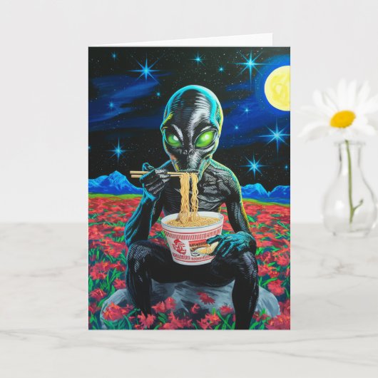 Black Alien Green Eyes Eating Noodles Jeder Anlass Karte (Kleine Pflanze)