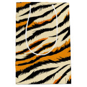 Black and Brown Tiger Stripes Pattern  Mittlere Geschenktüte (Vorderseite)