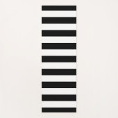Black and Classic White Horizontal Striped Yogamatte (Vorderseite)