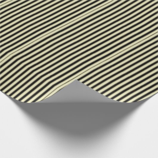 Black and Cream Pinstripe Wedding Elegante Geschenkpapier (Ecke)