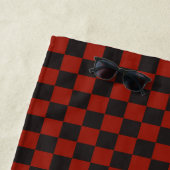 Black and Deep red checkerboard pattern Strandtuch (Beispiel)