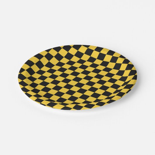 Black and gold checkerboard pattern pappteller (Schrägansicht)