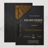 Black and Gold Class of 2026 Graduation invitation Einladung (Vorne/Hinten)