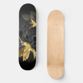 Black and Gold Hummingbird Skateboard (Vorderseite)