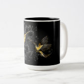 Black and Gold Hummingbird Zweifarbige Tasse (VorderseiteRechts)