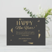 Black and Gold New Years Greeting Card Einladung (Stehend Vorderseite)