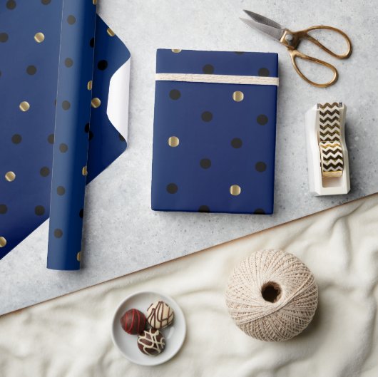 Black and Gold Polka Dots and Navy Blue Satin Geschenkpapier (Kunsthandwerk)