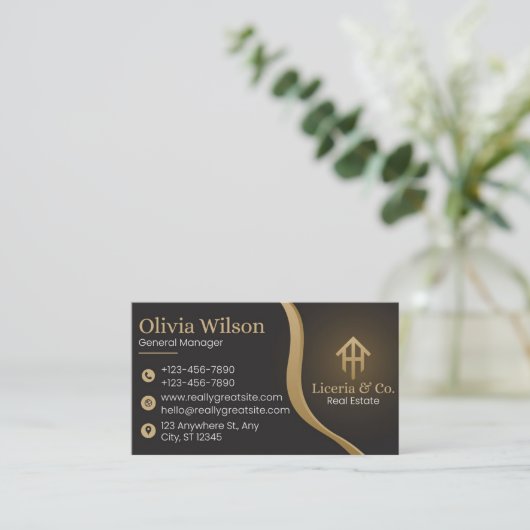Black and Gold Real Anwesen Business Card Visitenkarte (Stehend Vorderseite)