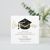 Black and Gold Script Graduation Party Einladung (Stehend Vorderseite)