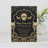 Black and Gold Skull and Bats Damask 21. Geburtsta Einladung (Stehend Vorderseite)