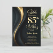 Black and Gold Surprise 85th Birthday Party Einladung (Stehend Vorderseite)