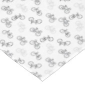 Black and Gray Bikes Tischdecke (Schrägansicht)