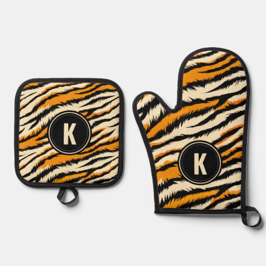 Black and Orange Tiger Stripes Monogram Ofenhandschuh & Topflappen-Set (Vorderseite)