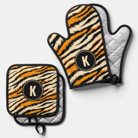 Black and Orange Tiger Stripes Monogram Ofenhandschuh & Topflappen-Set (Vorderseite/Rückseite)